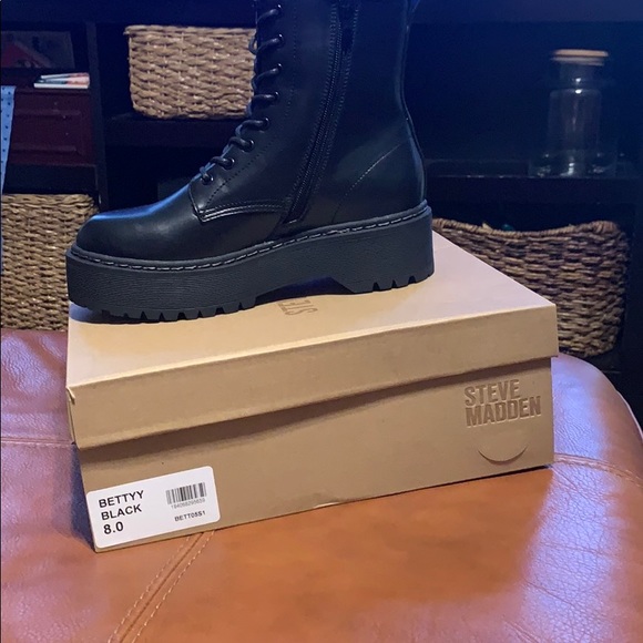 Betty black boots steve madden Clearance